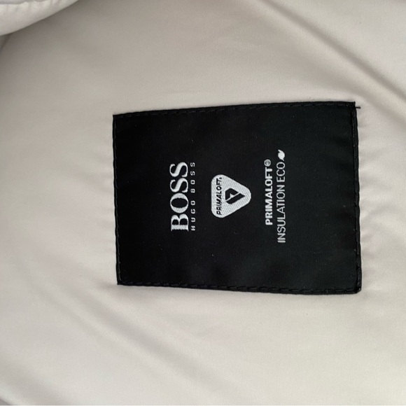 Boss Hugo Boss men’s winter coat size large navy. Worn 2 times. - Picture 6 of 6